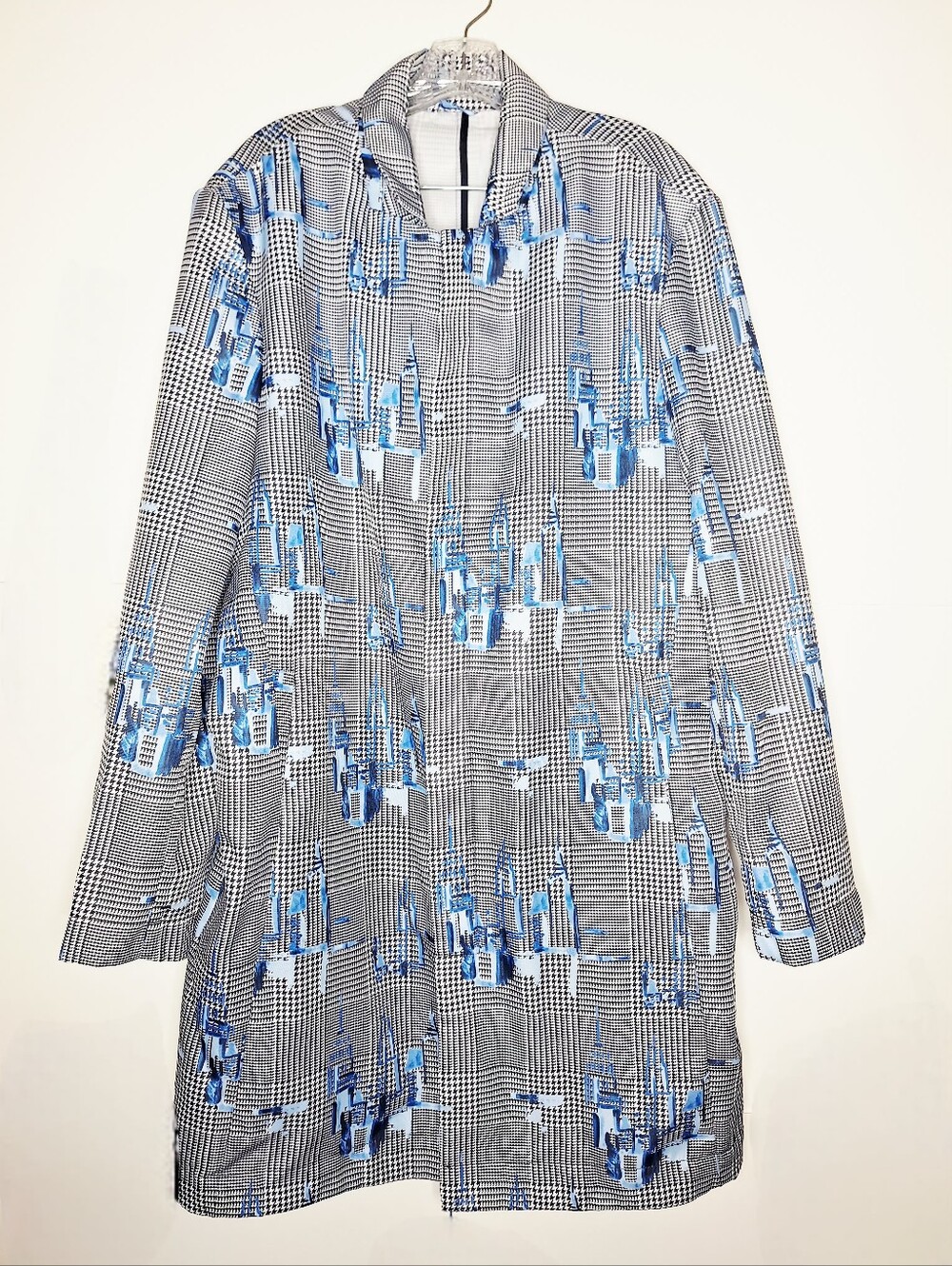 Alfani "The Houndstooth Trench" Quite Luxury, Whimiscol, Trench Coat.